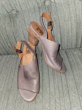 🍉Miz Mooz 38 Slingback Heels